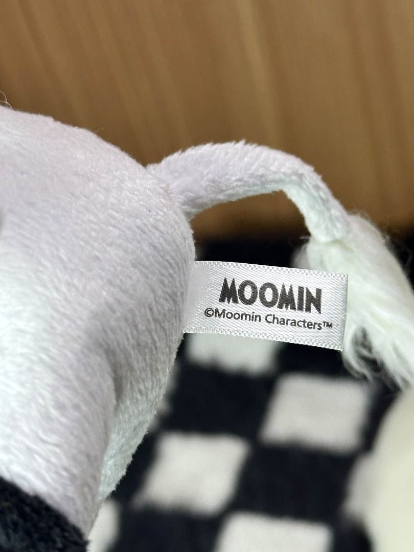 Moomin Top hat White Skating Bag Charm Strap Keychain (Category: Plushies & Soft Toys) located in Quezon City. Submitted by genie.fluff (Listing ID 1465375402, Image 3). Description: .