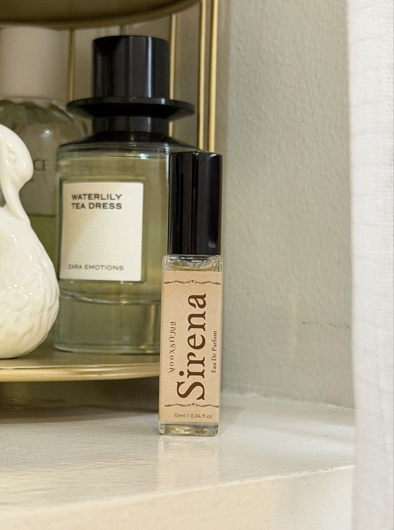 Moonsteria Sirena 10ML (Category: Fragrance & Deodorants) located in Cavite. Submitted by shoplyly (Listing ID 1465376490, Image 3). Description: Sprayed twice. .