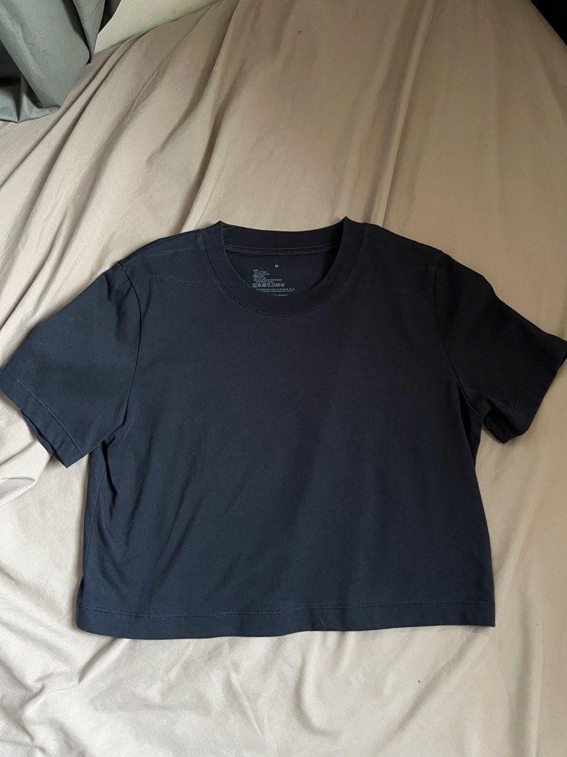 Muji Cropped Shirt (Category: Shirts) located in Baliuag. Submitted by chuchis_closet (Listing ID 1465310552, Image 1). Description: Muji Cropped Shirt Size: M Good as new .