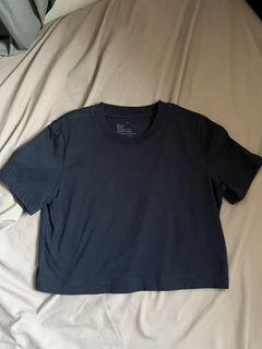 (Category: ) located in . Submitted by chuchis_closet (Listing ID 1465310552, Image 1). Description: .
