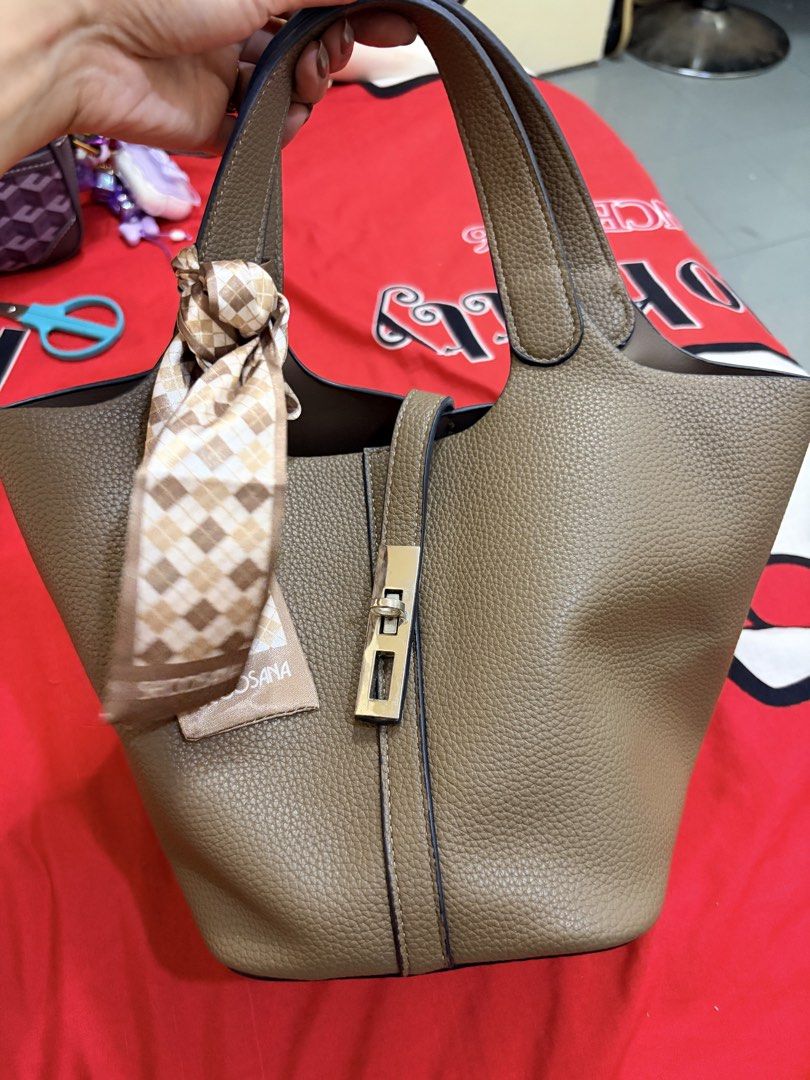 Mumu select Bucket Bag with Twilly Scarf (Category: Shoulder Bags) located in Manila. Submitted by welllovebyme (Listing ID 1465310023, Image 2). Description: Decluttering due to buying new bags.. Barely used..