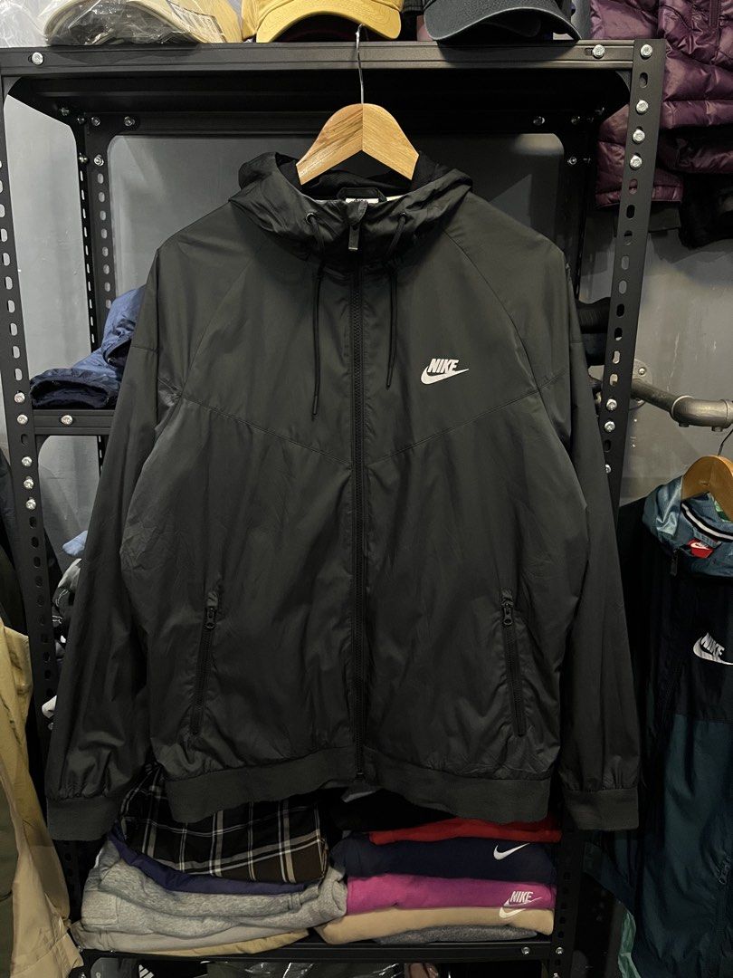 N I K E Windrunner Woven Jacket (Category: Coats, Jackets and Outerwear) located in Baliuag. Submitted by TOCThrift (Listing ID 1465249015, Image 1). Description: N I K E Windrunner Woven Jacket Size L on tag 23 width x 28 Length L-XL mens fit Excellent to new No issue 1280 + SF Baliwag, Bulacan.