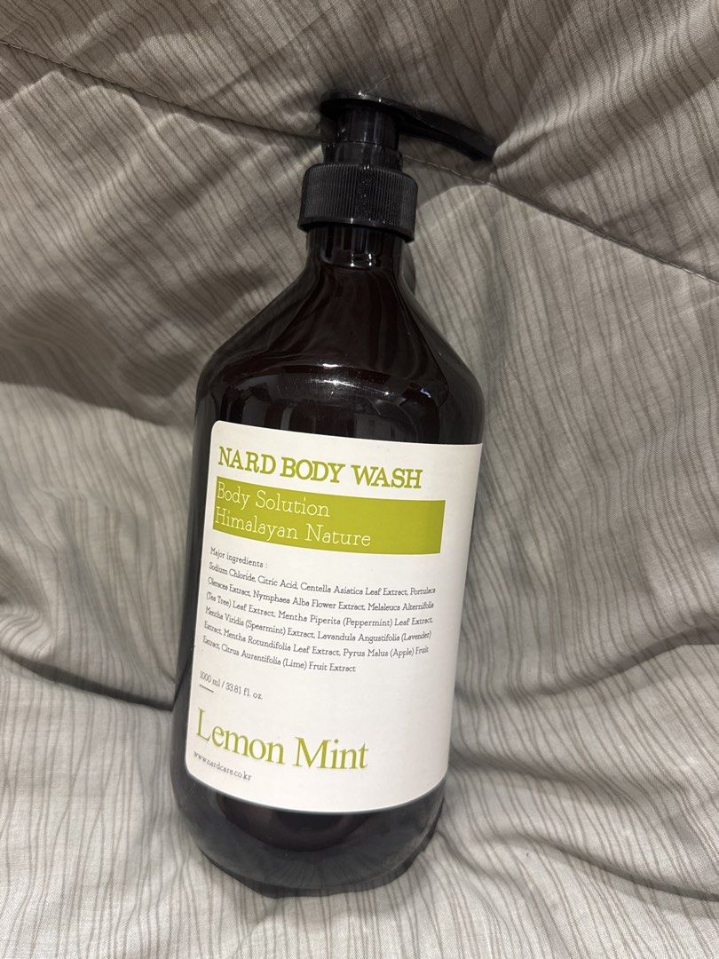 Nard Body Wash Lemon Mint 1,000 mL (Category: Bath) located in Navotas City. Submitted by tealpill27 (Listing ID 1465283892, Image 2). Description: As an impulsive buyer traveling abroad, let’s share some of the items I bought! Inquiries and offers are welcome and free! 📩 .