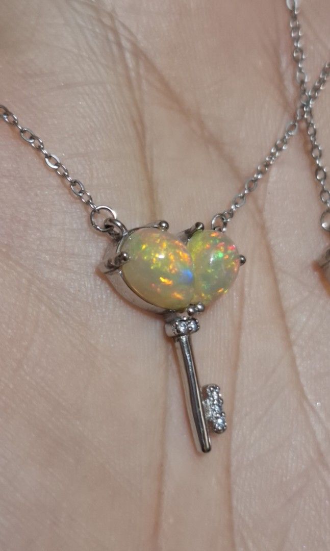 Natural Opal Necklace (Category: Necklaces) located in Baguio. Submitted by marinel.caranto (Listing ID 1465227872, Image 3). Description: natural opal beautiful play of color strong flash s925 rhodium plated silver super nice 3500.00 gcash payment j&t express.