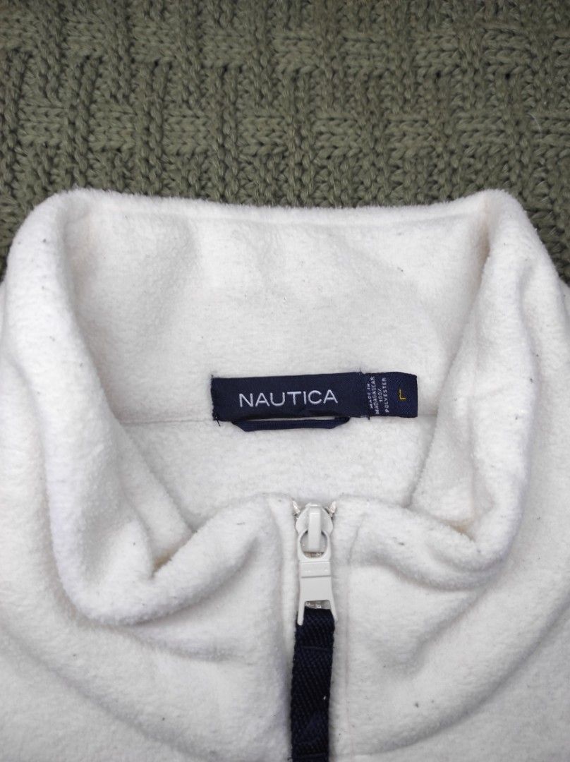 NAUTICA HALF ZIP JACKET (Category: Coats, Jackets and Outerwear) located in Las Pinas. Submitted by jeusmanlangit (Listing ID 1465222398, Image 3). Description: NAUTICA HALF ZIP JACKET SIZE: LARGE ON TAG DIMES: W: 26. L: 29 NO ISSUE 760 PESOS LANG DM📩.