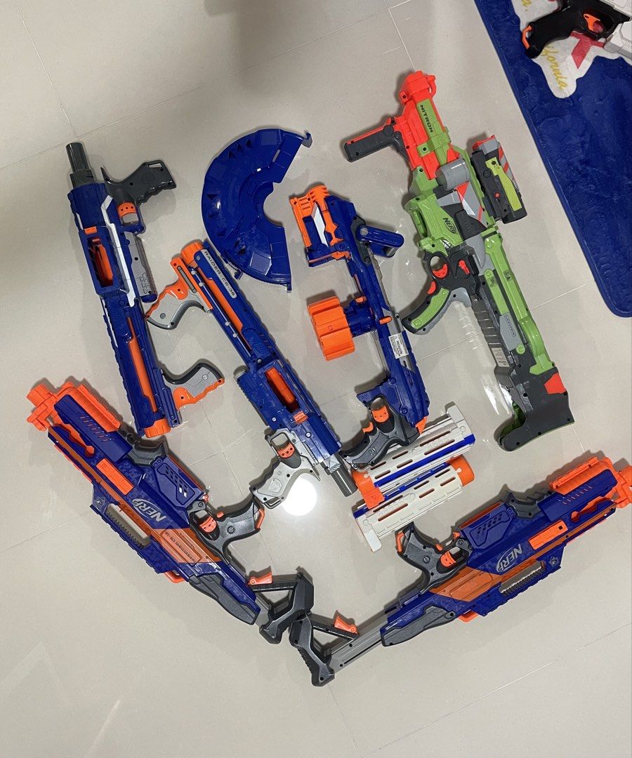 Nerf bundle assorted (Category: Action & Battle Toys) located in Singapore. Submitted by soulofvintage (Listing ID 1465286192, Image 1). Description: Selling as it is Some working some not Good for parts n display .