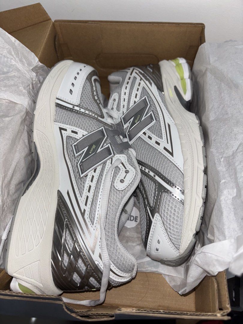 New Balance 1906R Silver White Grey (Category: Sneakers) located in Dumaguete. Submitted by shopcee (Listing ID 1465294613, Image 1). Description: New Balance 1906R Size: 7 25cm (Wide Fit) Original box included RFS: Wrong size MOP: Gcash or Gotyme .