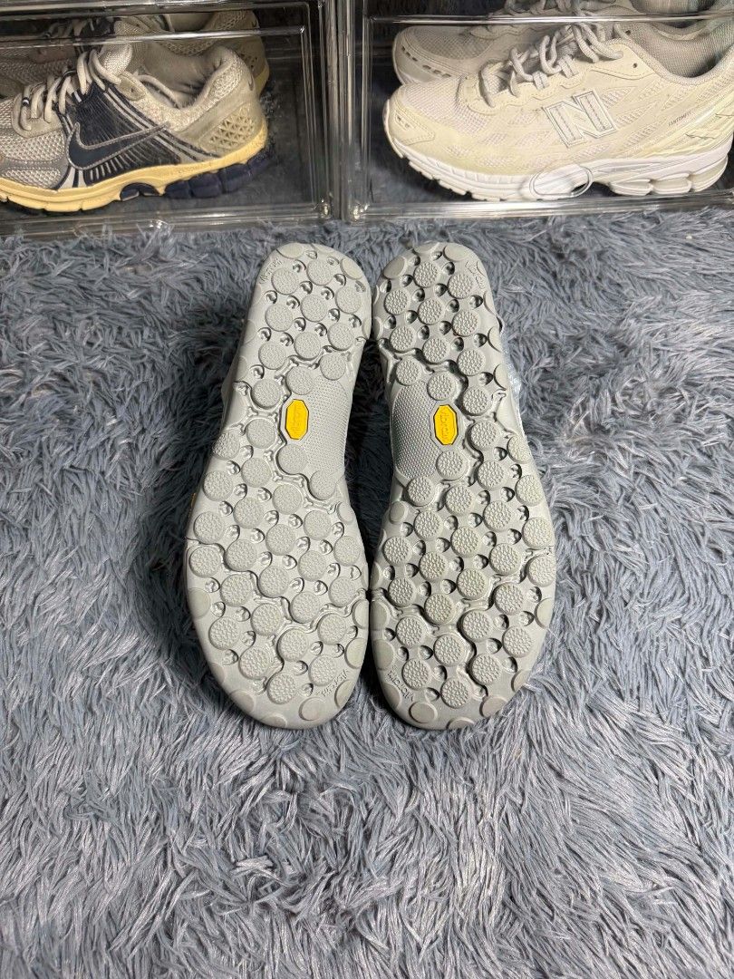 NEW BALANCE MINIMUD MT10 (Category: Sneakers) located in Candelaria. Submitted by worn_gallerie (Listing ID 1465297629, Image 3). Description: NEW BALANCE MINIMUS MT10 SIZE 9.5 US MENS GOOD ASNEW ₱1,499 ONLY.