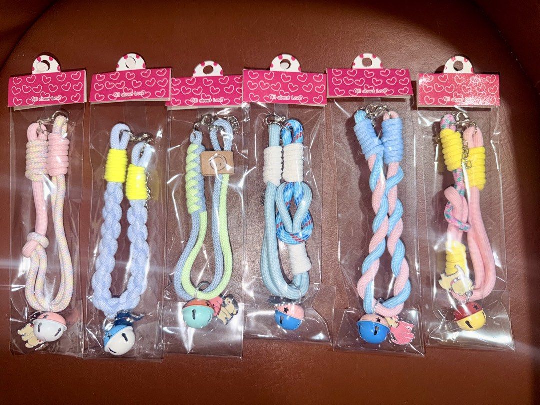 New! Cute Handwoven Pet Collar (Category: Homes & Other Pet Accessories) located in Quezon City. Submitted by pets.r.us.manila (Listing ID 1465044114, Image 3). Description: Cute handwoven PET COLLAR with bell & fog charm with different designs & colors Quezon City 0916-4537116 12pcs. available ✅dog ✅cat ✅rabbit .