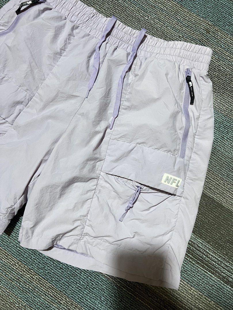 NFL Short Pants (Category: Shorts) located in Cebu City. Submitted by mark24anth29233 (Listing ID 1465298915, Image 2). Description: Original W30-33 L17 Excellent condition No issue .