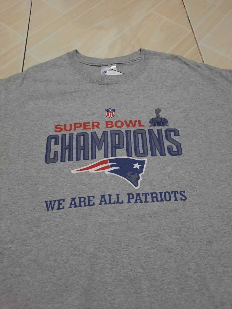 NFL super bowl patriots tee (Category: Tshirts & Polo Shirts ) located in Tarlac. Submitted by thryftstash (Listing ID 1465379951, Image 2). Description: dimes: 27 - 19 M on tag issue: none sf not included tarlac loc j&t and lbc courier.