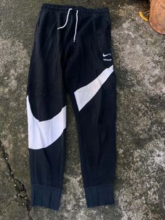 (Category: ) located in . Submitted by sls.wear (Listing ID 1465207487, Image 1). Description: .