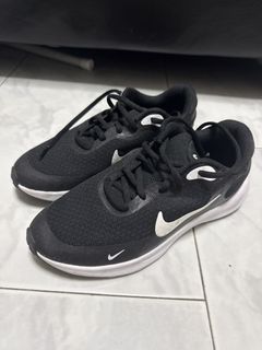 (Category: ) located in . Submitted by theballerwhotriestosellstuff (Listing ID 1465357472, Image 1). Description: .
