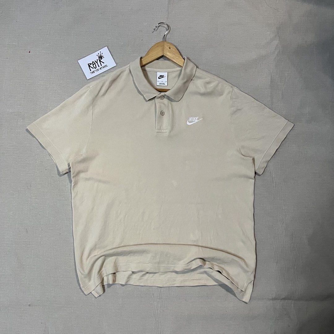 Nike Clubfleece Poloshirt (Category: Tshirts & Polo Shirts ) located in Batangas. Submitted by reyr. (Listing ID 1465227820, Image 1). Description: Dimes: 22.5” width | 27.5-29” length Condition: Excellent Color rate: 9.5/10 Issue: unnoticeable stain.