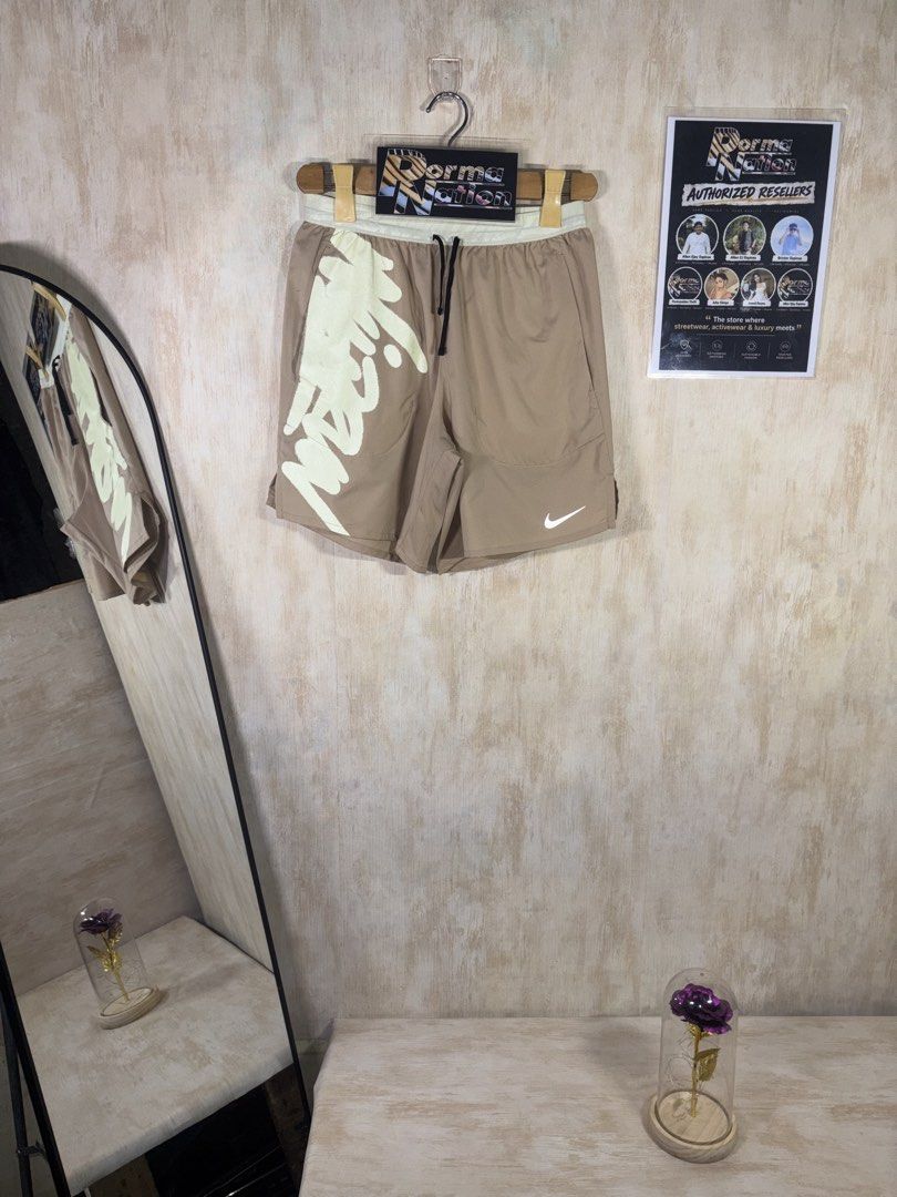 NIKE DRIFIT FLEX STRIDE WILD RUN / 3M REFLECTIVE SHORT (Category: Shorts) located in Cabuyao City. Submitted by pormanation-thrift-store (Listing ID 1465171418, Image 1). Description: NIKE DRIFIT FLEX STRIDE WILD RUN / 3M REFLECTIVE SHORT Condition: LIKE NEW Color rate: 10/10 (PWEDE SA MASELAN) Size: SMALL Dimes: 28-32”Wx15”L Issue: NONE‼️ Price: 1000.