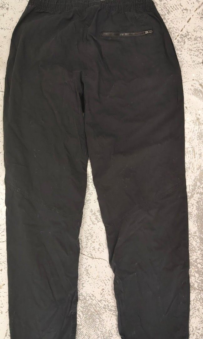 Nike Jordan air track pants (Category: Joggers) located in Cabadbaran. Submitted by jem1124 (Listing ID 1465221121, Image 2). Description: 30-34 waistline 40.5 length 7 hem excellent condition No issue.