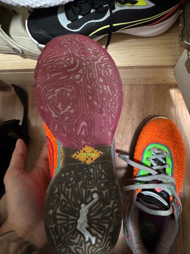 Nike LeBron 20 Orange (Category: Sneakers) located in Pasig City. Submitted by wwwww567 (Listing ID 1465374480, Image 3). Description: - Model: Nike LeBron XX "Time Machine" - Size: US 9.5 / UK 8.5 / EUR 43 - Colorway: Bright orange knit upper, green trim, purple insoles, and multi-color outsole - Features: Classic XX branding inside and top-tier on-court performance - Perfect for ballers looking for high-performance kicks at a fraction of the pr