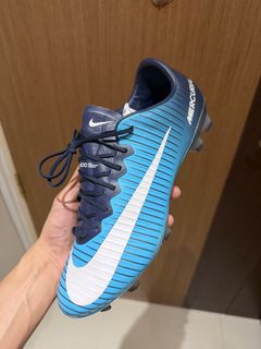 (Category: ) located in . Submitted by rarebootsingapore (Listing ID 1465351893, Image 1). Description: .