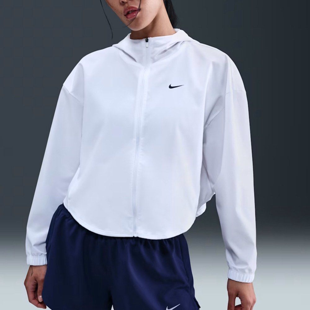 Nike One Women's Repel Jacket White (M) (Category: Coats, Jackets and Outerwear) located in Quezon City. Submitted by brief23 (Listing ID 1465289619, Image 1). Description: Nike One works for it all. Lightweight and flowy, this spacious jacket has a water-repellent finish and plenty of stretch for coverage and comfort through every activity BENEFITS The water-repellent finish helps keep you dry in wet weather. The mesh pocket bags help keep moist