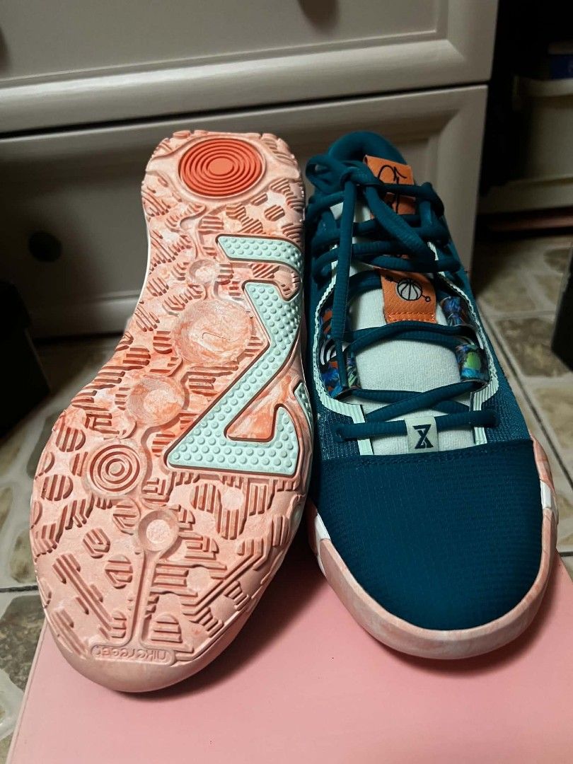 Nike PG 6 NRG EP “All-Star Weekend” (Category: Sneakers) located in Manila. Submitted by aeither (Listing ID 1465283596, Image 2). Description: - Colorway: Teal and orange with a stylish marble-patterned midsole - Design: Unique butterfly embroidery near the heel - Traction: Durable, textured rubber outsole - Packaging: Includes the original pink branded box.