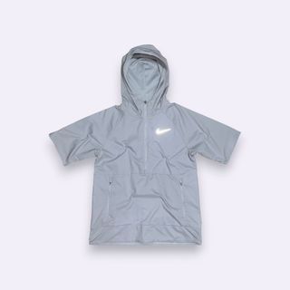 (Category: ) located in . Submitted by ejay.thrift.clothes (Listing ID 1465260881, Image 1). Description: .