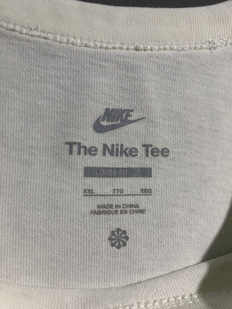 Nike T shirt (Category: Tshirts & Polo Shirts ) located in Dumaguete. Submitted by darios_thrift (Listing ID 1465230700, Image 3). Description: NIKE T SHIRT ₱450 + sf Dimes : 24 x 9 Excellent condition ✅ Issue : Need Wash Color rate : 9.5/10 (Color may vary due to lighting).