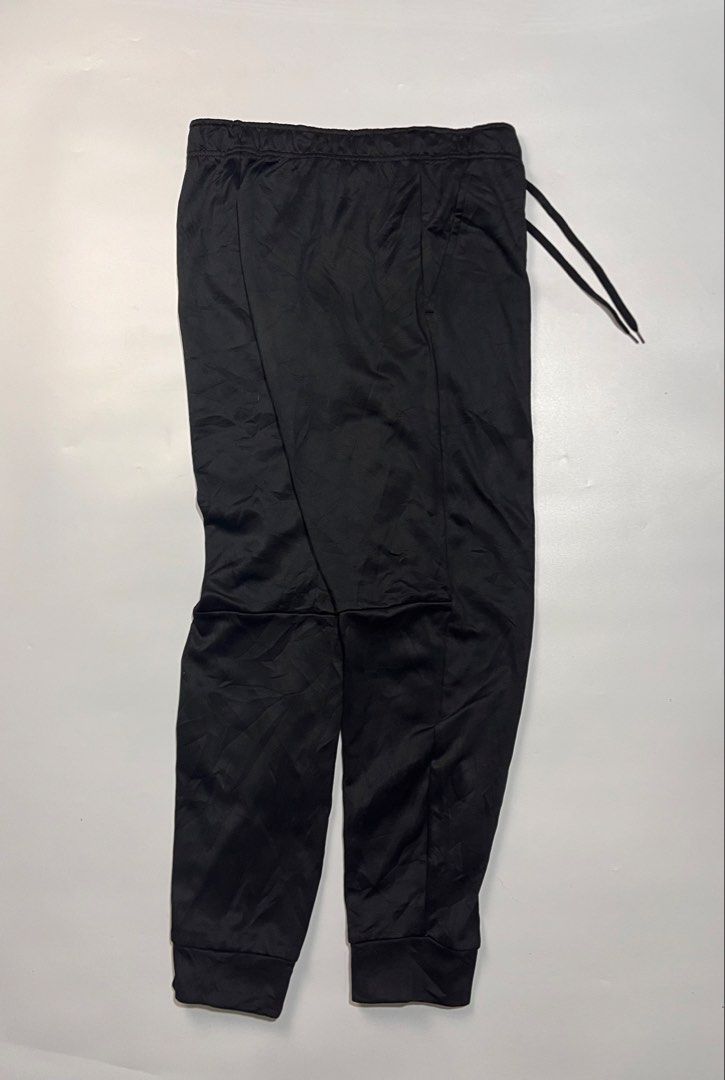 ♻️NIKE THERMA FIT PANTS ♻️ (Category: Joggers) located in Manila. Submitted by cjsthrift (Listing ID 1465242500, Image 2). Description: ‼️Want to sell‼️ ♻️NIKE THERMA FIT PANTS ♻️ ▫️Exellent condition ▪️None hidden issue ▫️Color rate 9/10 ▪️Waist: 30-32 To Stretch ▫️Lenght: 37 ▪️Large on tag 🏷️ 750 + shipping fee 📩 📍 Pagadian City Zamboanga Del sur ✅Unli Vc For Checking items ✅Unli Vouch ✅Legit Seller.