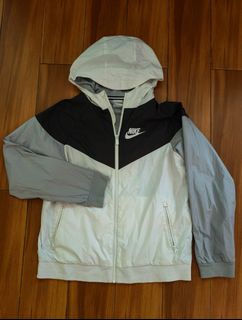 (Category: ) located in . Submitted by sulitdeals2710 (Listing ID 1465172737, Image 1). Description: .