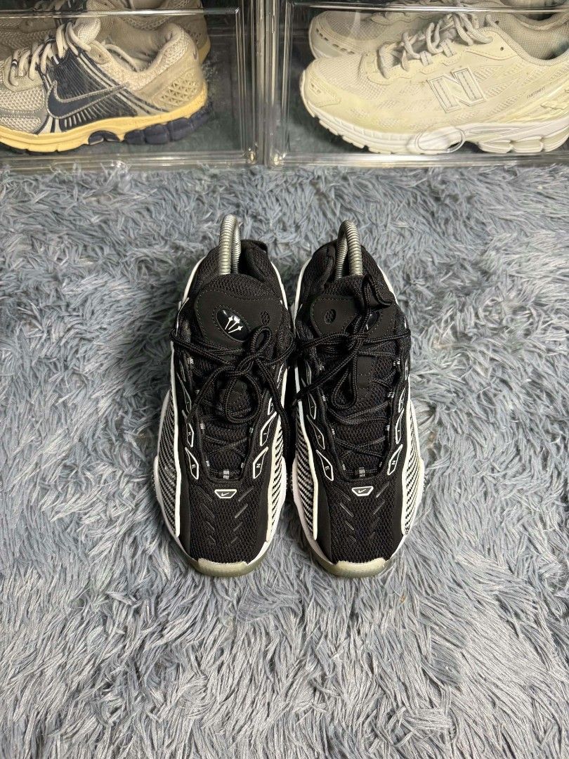 NIKE X NOCTA GLIDE (Category: Sneakers) located in Candelaria. Submitted by worn_gallerie (Listing ID 1465298736, Image 3). Description: NIKE X NOCTA GLIDE SIZE 5 US WOMENS EXCELLENT CONDITION ₱2,499 ONLY.