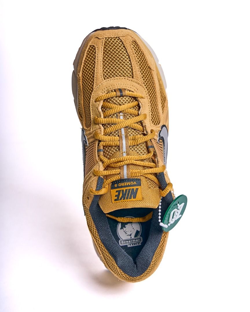 Nike Zoom Vomero 5 Ochre (Category: Sneakers) located in Paranaque City. Submitted by kkszpt (Listing ID 1465246652, Image 2). Description: 𝙉𝙞𝙠𝙚 𝙕𝙤𝙤𝙢 𝙑𝙤𝙢𝙚𝙧𝙤 𝟱 Ochre ON HAND • US 8 • US 8.5 • US 9 • US 10 🚚 Nationwide via LBC 🏍️ Metro Manila via Grab Express 📍 Free shipping within Pasay, Parañaque & Las Piñas.