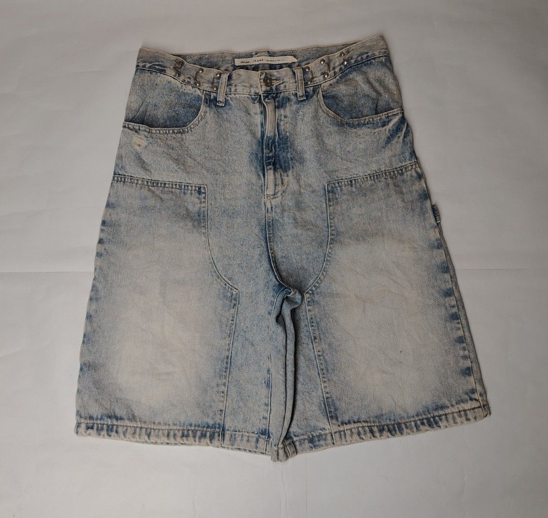 Niko and ..... Double knee Carpenter (Category: Shorts) located in Bocaue. Submitted by adrianberi35876 (Listing ID 1465321293, Image 1). Description: Niko And ..... Double knee Carpenter Long jorts With tatered Design Waist:33 adjustable pwede mo paliitin Length:25.8 Hem:13.2 Exellent Condition Need rewash 📩 📩 📩 📍 Bocaue,Bulacan.