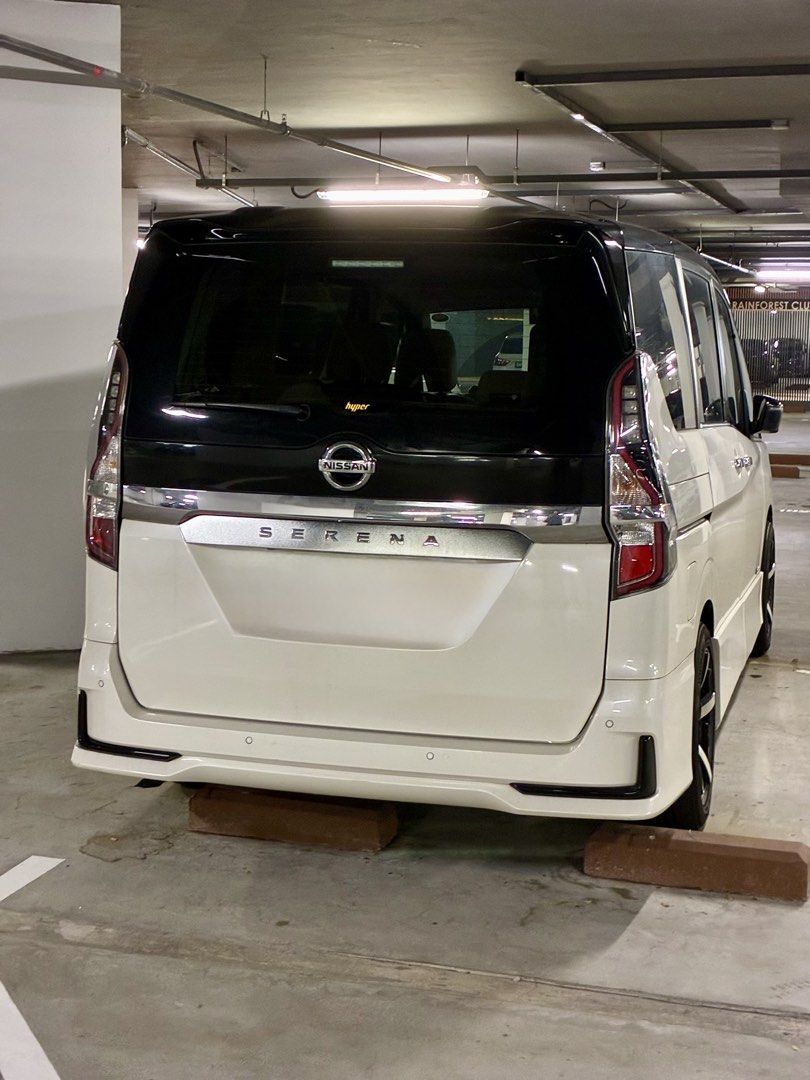 Nissan Serena e-POWER Hybrid Premium (A) (Category: Used Cars) located in Singapore. Submitted by kath2014 (Listing ID 1465221286, Image 2). Description: Car has regularly service and upkeep, no smoking, no accident, 1 owner..