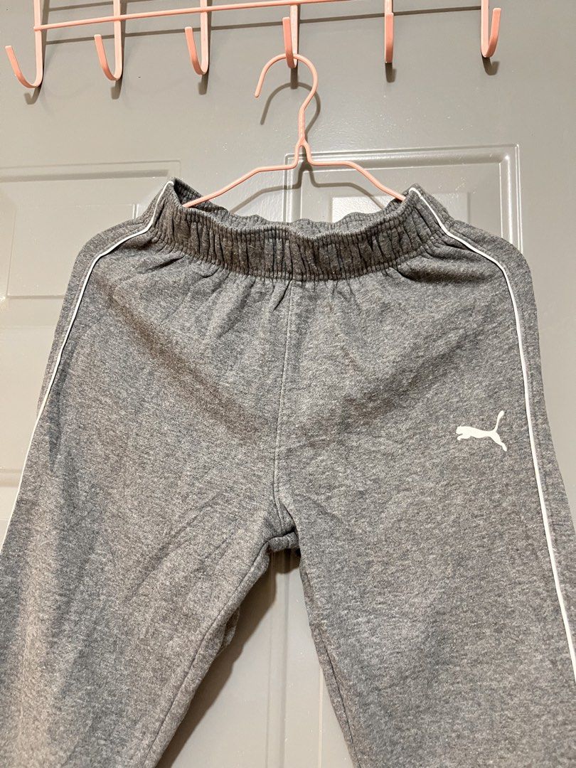 OG PUMA JOGGER (Category: Joggers) located in Manila. Submitted by lucas21 (Listing ID 1465195704, Image 1). Description: - SIZE SMALL - NO FLAWS (PARANG BRANDNEW) .