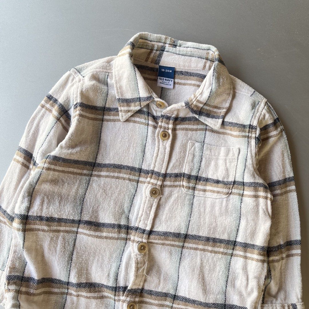 Old Navy Plaid 1-2yrs old (Category: Babies & Kids Fashion) located in Mandaue City. Submitted by chinsyap_03 (Listing ID 1465301794, Image 3). Description: .