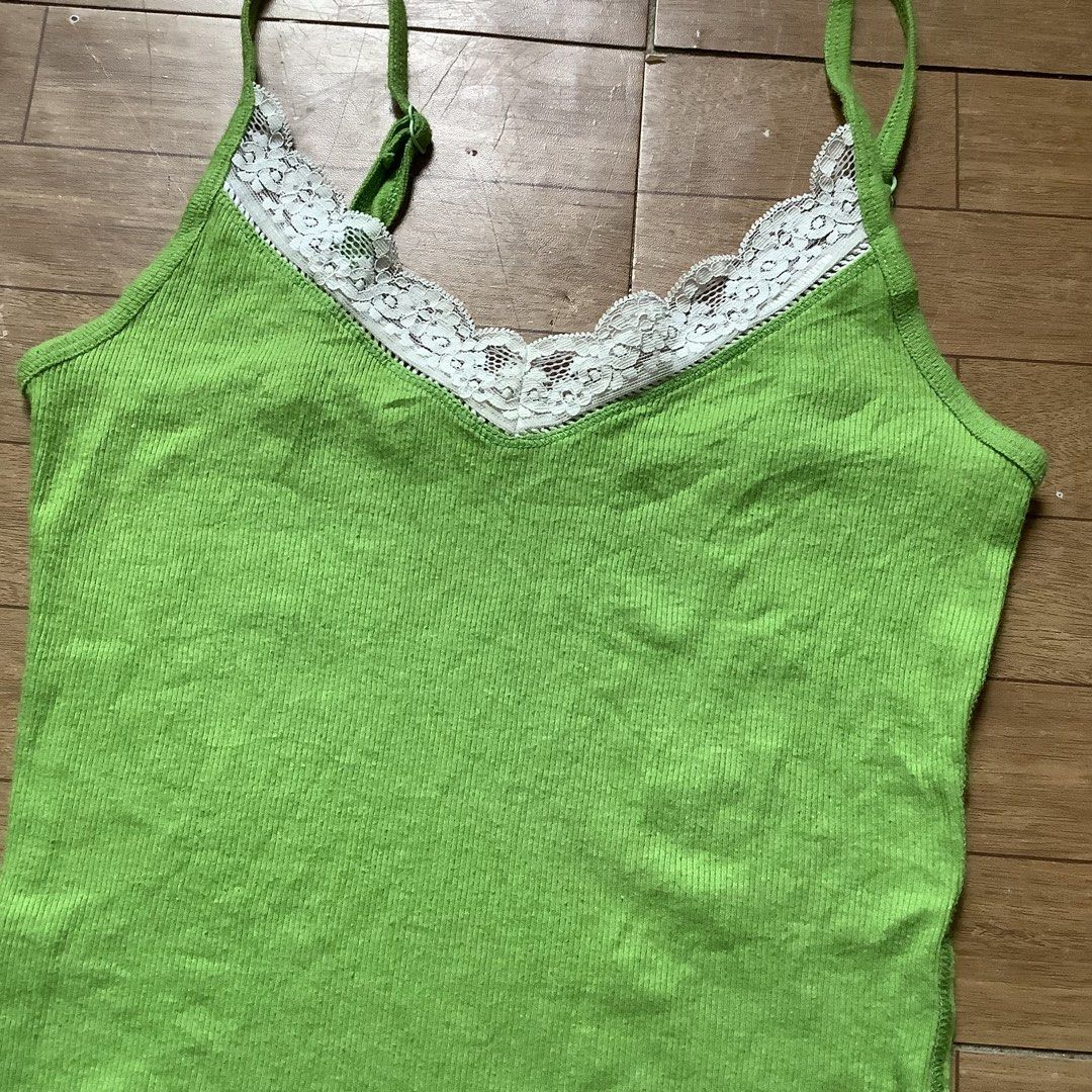 OLD NAVY y2k light green cami top (Category: Sleeveless) located in Santa Rosa. Submitted by lilyestrell (Listing ID 1465177136, Image 2). Description: size: xs to semi-medium yung top stretchy sya.