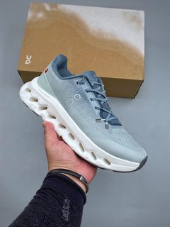 (Category: ) located in . Submitted by khai.uasneakers (Listing ID 1465262725, Image 1). Description: .