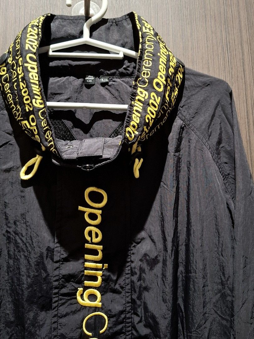 Opening Ceremony Windbreaker Jacket (Auth Archive Sample/Prototype/Discontinued) (Category: Coats, Jackets and Outerwear) located in Pasig City. Submitted by coveted.mnl (Listing ID 1465221308, Image 3). Description: Authentic. In Pristine Condition📌 Best fit to: XXL Width : 30 Length : 27 (MEASURED BY INCHES) 9.5/10 overall condition No issues or flaws in fabric • P1300 Slightly negotiable • Pasig City meet up • Open for COD Via Lalamove or Gra