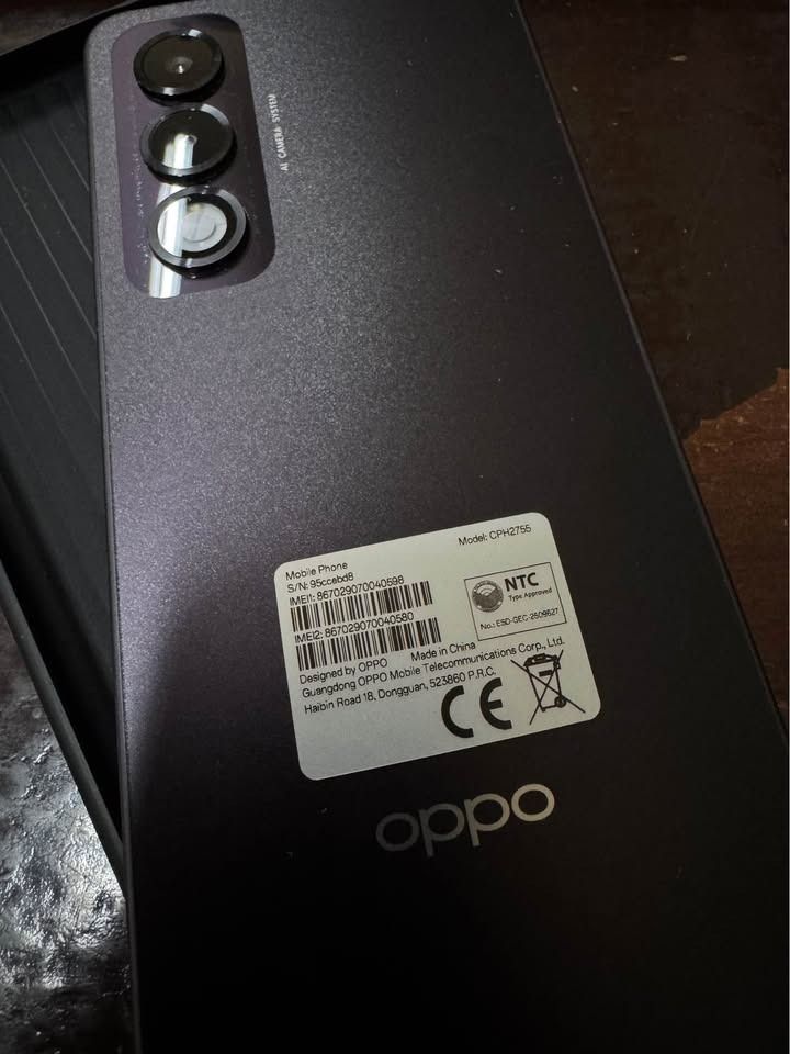 Oppo A5i pro (Category: OPPO) located in Adams. Submitted by tachikawataiga (Listing ID 1465375682, Image 1). Description: Oppo A5i Pro Midnight Purple Pristine condition, 99% smooth, alagang alaga. 128gb inclusion: phone, charger, native case additional specs on manufacturer site. Screen film protected since day one. Phone case protected since day one. No issue except: - small dent on the power button and - case mark around the camera. does not 