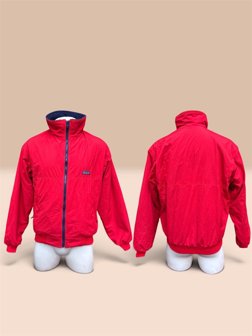 Patagonia Red Shell Synchilla Jacket. (Category: Coats, Jackets and Outerwear) located in Cagayan de Oro. Submitted by kjcartier26 (Listing ID 1465351508, Image 3). Description: Patagonia M Red Shell Synchilla Jacket. 📌22k to 28k in Peso for the preloved. 😱 - In good conditio. - No holes, Rubs, Runs, Loose threads. - Zippers Working smoothly, Sheer interior in excellent condition. ❤️.