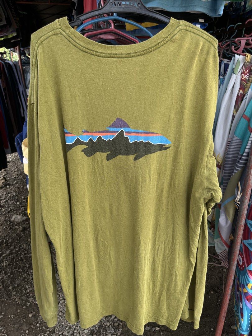 Patagonia Sweater (Category: Coats, Jackets and Outerwear) located in Maasin. Submitted by javier_ken (Listing ID 1465201574, Image 3). Description: Plus shipping fee Good as new condition💯 No issues✅ Loc.Liloan Southern leyte,Visayas📌 Courier: Jnt🚚 Direct message if interested📩.