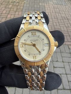 (Category: ) located in . Submitted by ninety_one_timepiece (Listing ID 1465189493, Image 1). Description: .