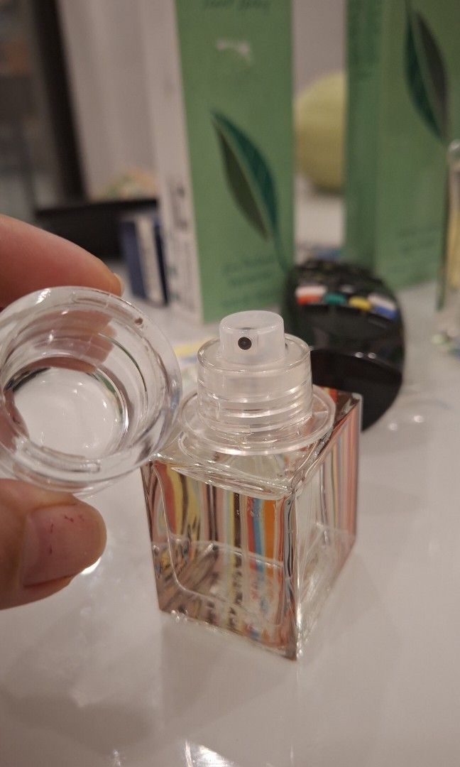 Paul smith (Category: Fragrance & Deodorants) located in Cainta. Submitted by gieomana (Listing ID 1465377027, Image 3). Description: Paul Smith tamang fresh lang ang amoy niya ,hindi masakit sa ilong nabili from Japan 30ml.