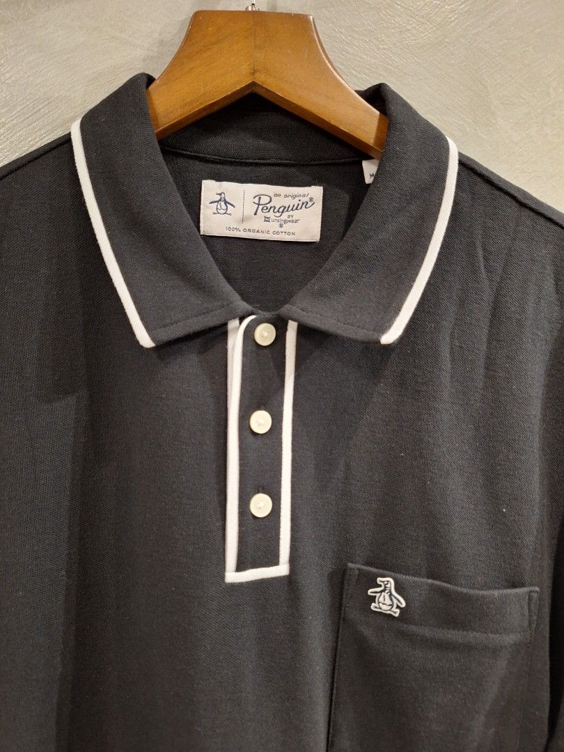 Penguin original pocket poloshirt (Category: Coats, Jackets and Outerwear) located in Muntinlupa City. Submitted by kstefanomela14 (Listing ID 1465176141, Image 2). Description: brandnew legit no issue penguin pocket classic poloshirt supet black large - 22.5 x 29 cod cop lalamove lbc j&t.