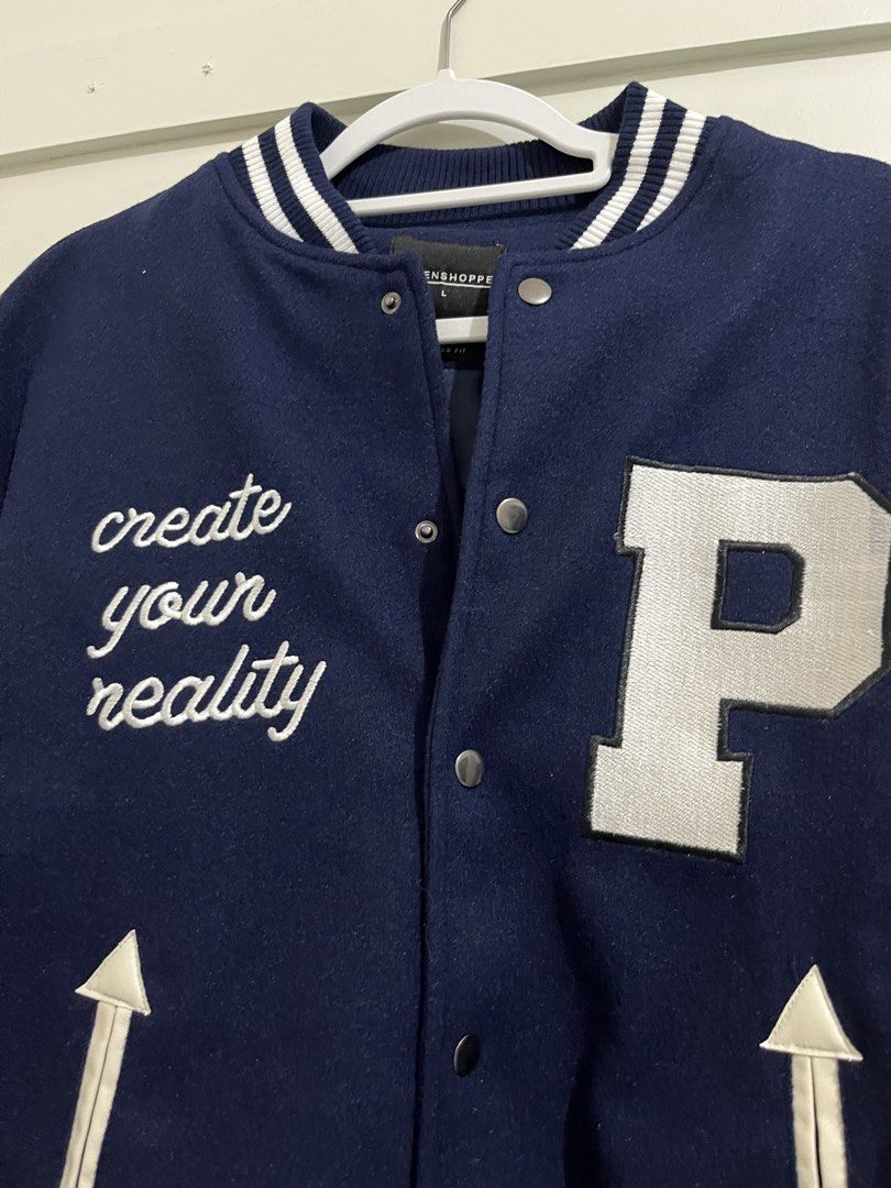 Penshoppe Navy Blue Varsity Jacket Size L (Category: Coats, Jackets and Outerwear) located in Angeles City. Submitted by crsbunny (Listing ID 1465308159, Image 2). Description: penshoppe navy blue jacket size large no tag but never worn no issue no bakbak ₱1,800 fixed angeles city .