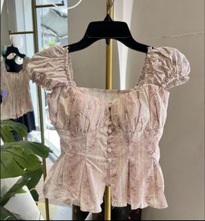 (Category: ) located in . Submitted by _annyeong8 (Listing ID 1465291586, Image 1). Description: .