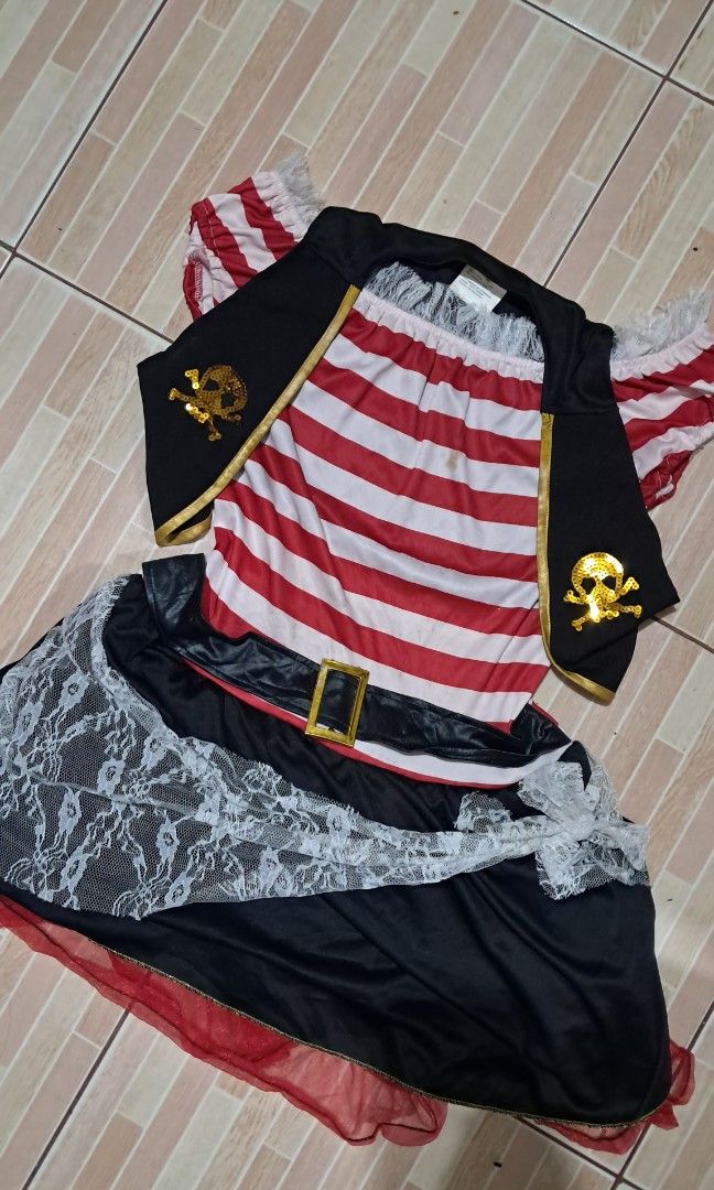 Pirate costume kids size small-medium medium (Category: Babies & Kids Fashion) located in Las Pinas. Submitted by kaswakto (Listing ID 1465211251, Image 2). Description: 〽️ Pirate costume kids size small-medium medium 〽️ Dimensions:26 inches length x 15 inches width 〽️ excellent condition no issue 💰Php 350 +sf 📌Lpdh Las Pinas/Evacom or Valley2 Paranaque 📞09174614978 contact no. 🗳️Payment thru Gcash 09174614978 Jayvie Godmalin/bank transfer Bp