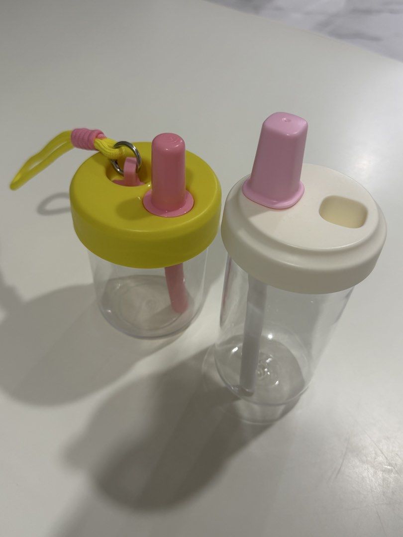 Plastic Sippy Cup Tumbler Matcha (Set) (Category: Water Bottles & Tumblers) located in Taguig. Submitted by lyzblle (Listing ID 1465302595, Image 1). Description: Buy at your own risk With a little bit of scratches.