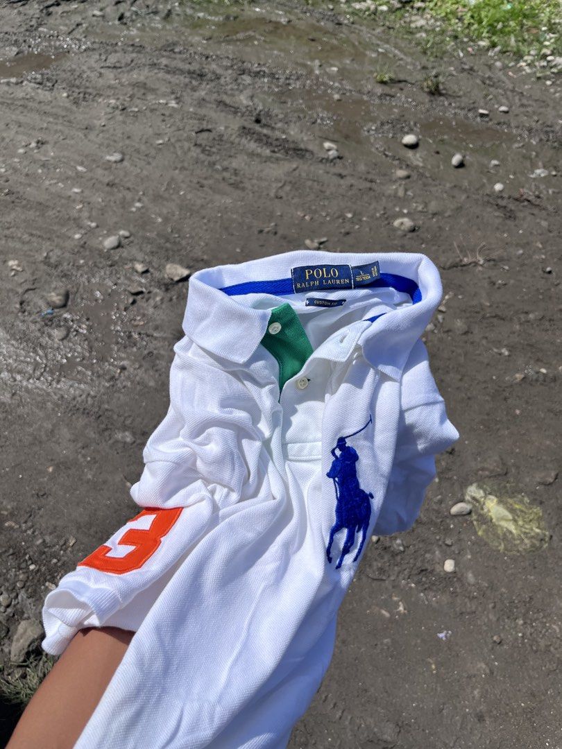 POLO RALPH LAUREN BIG PONY #3 (Category: Tshirts & Polo Shirts ) located in Bacolod City. Submitted by johnkiercabungcal09 (Listing ID 1465269740, Image 3). Description: • Color: White with Royal Blue Big Pony embroidery • Size: L on tag / 180/100A - Custom Fit (fits L to XL) • Made in: Vietnam • RN#: RN41381 • PO/Supplier: PO# 4700194324 / Supplier# 0200011449 • Material: 100% Cotton - pique, makapal • Features: ○ Big Pony blue logo on left ches