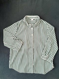 (Category: ) located in . Submitted by ootdcloset (Listing ID 1465229220, Image 1). Description: .