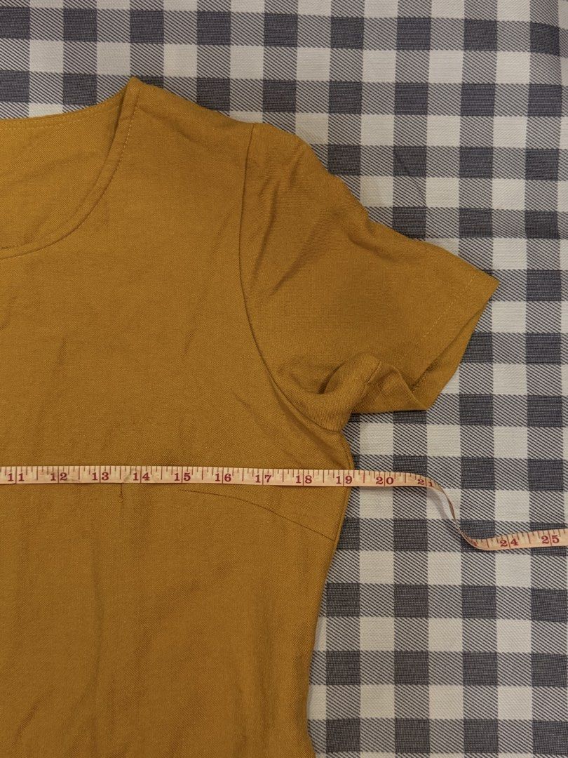 PRELOVED- MUSTARD DRESS 👗 (Category: Dresses) located in Abucay. Submitted by littlefindsbyb (Listing ID 1465381986, Image 3). Description: ✨ PRELOVED MUSTARD WAISTED DRESS ✨ Chic, flattering, and easy to style — a timeless everyday dress with a feminine silhouette. 📏 MEASUREMENTS (laid flat): • Chest: ~19–20” • Length: ~34” • Fit: Defined waist with a slight A-line silhouette ✨ DETAILS: • Warm mustard yellow color • Round neckline • Short slee